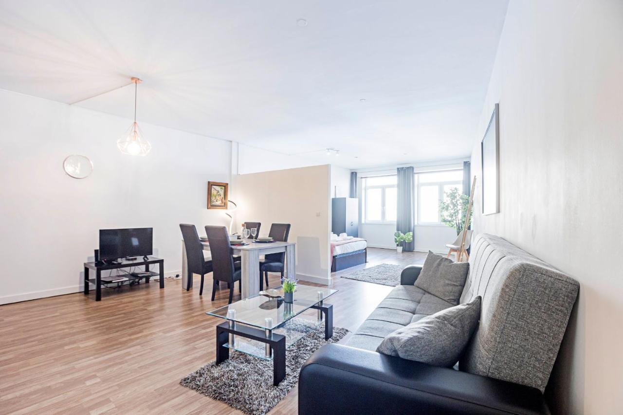 Amazing Apartment In Downtown Porto By Lovelystay Ngoại thất bức ảnh